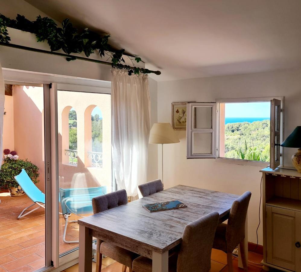 Hameau Des Amandiers - Vue Mer, Golf Et Vignes Appartement Saint-Cyr-sur-Mer Buitenkant foto