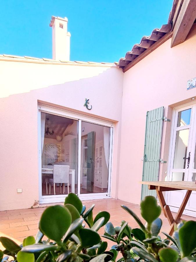 Hameau Des Amandiers - Vue Mer, Golf Et Vignes Appartement Saint-Cyr-sur-Mer Buitenkant foto