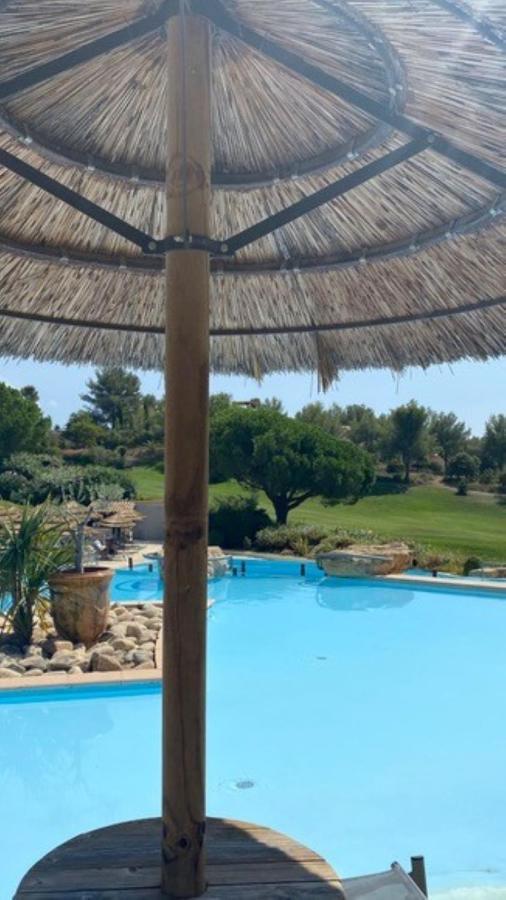 Hameau Des Amandiers - Vue Mer, Golf Et Vignes Appartement Saint-Cyr-sur-Mer Buitenkant foto